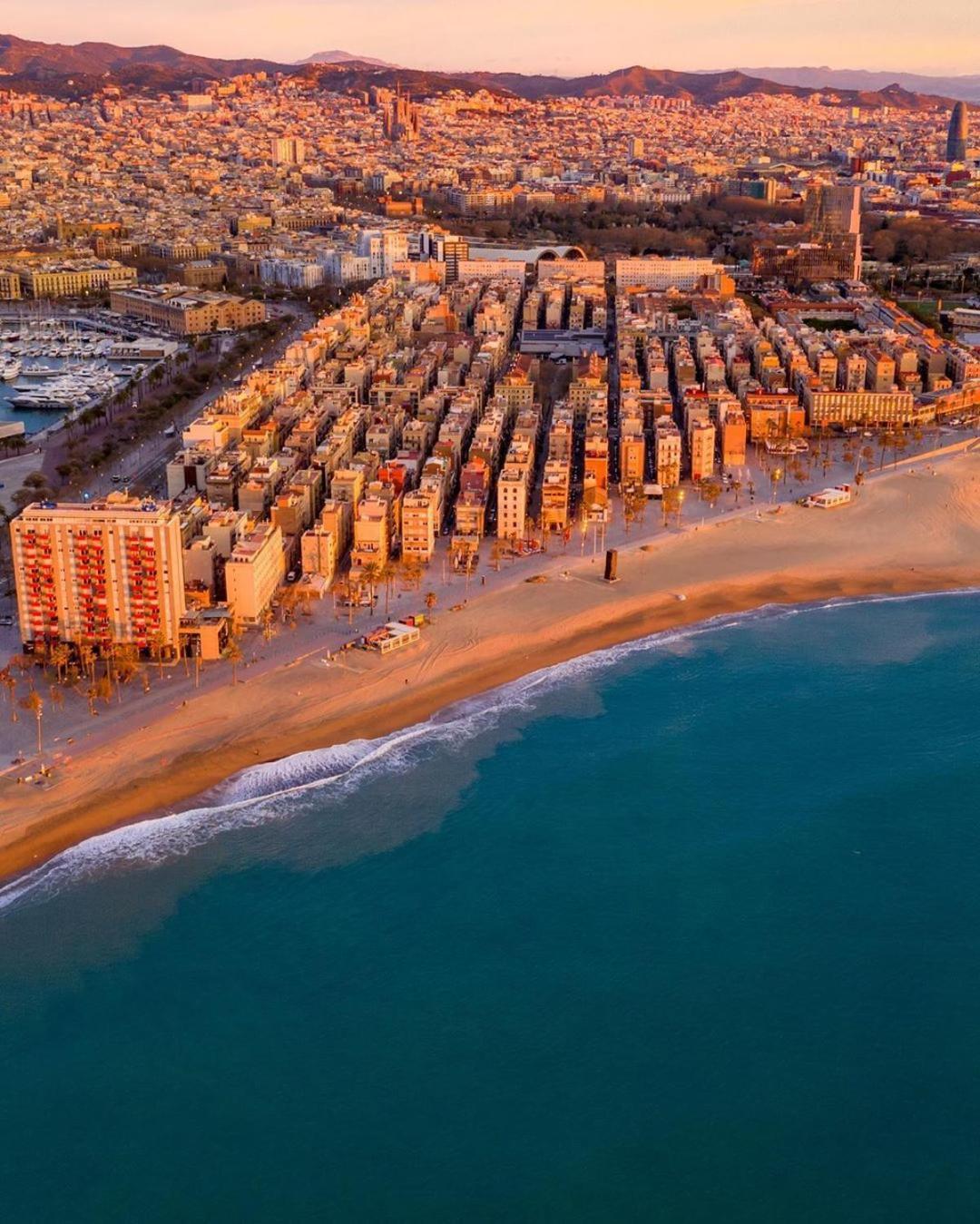 Sea View Apartments Barcelona Exterior foto