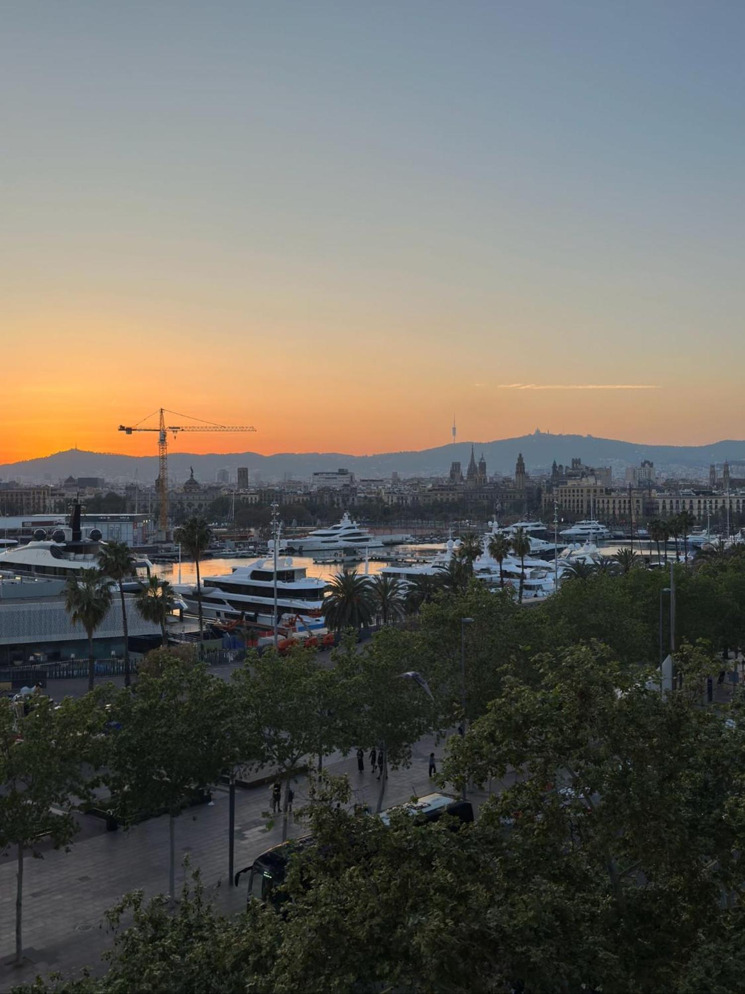 Sea View Apartments Barcelona Exterior foto